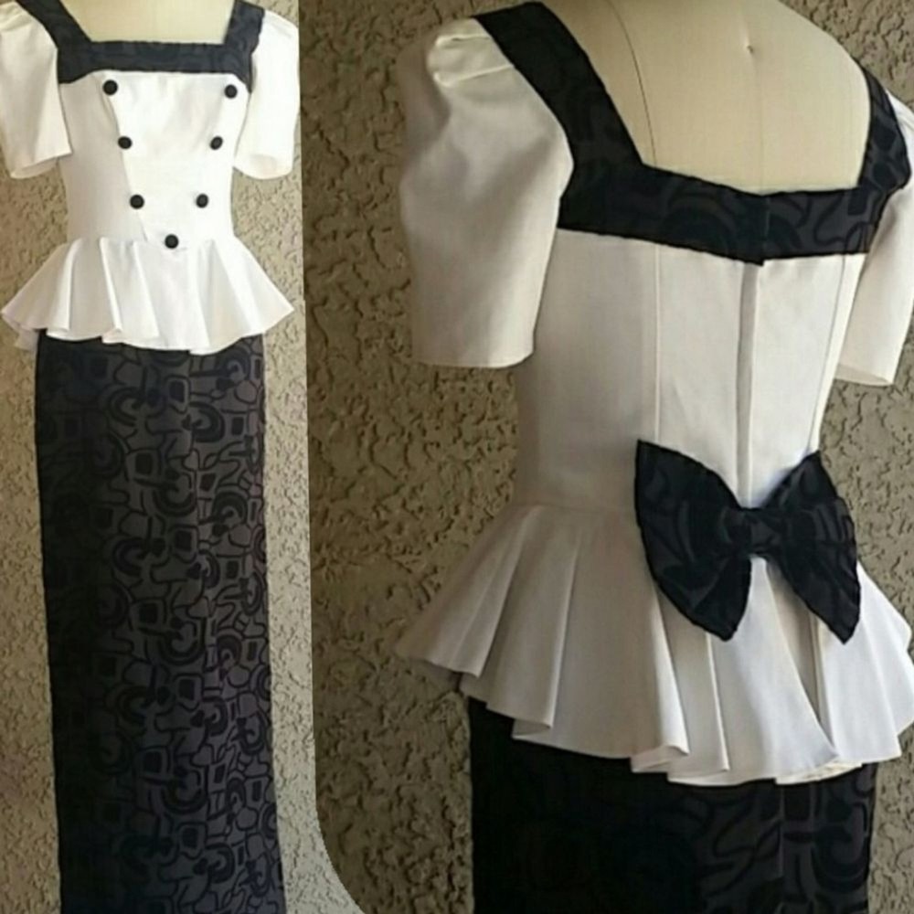 Vintage &lsquo;Barbie Doll&rsquo; Black & White Gown Button & Bow Detail