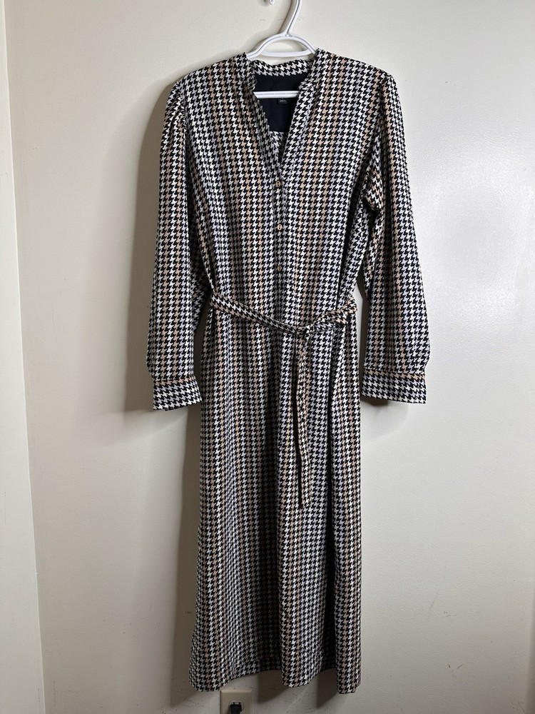 Ann Taylor Size 12 Dress Houndstooth Long Half Button Up Belted Beige Black