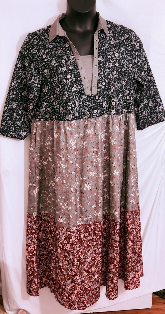 women&rsquo;s dress size 2XL three color layers floral pull-on v-neck 3/4 sleeves poly