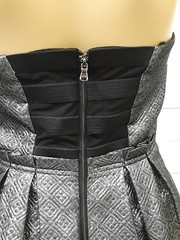 GUESS Gold Silver Metallic Strapless Cocktail Party Dress Sz 2 Stretch Pleated