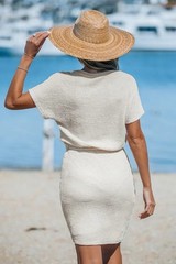 Cupshe Women&rsquo;s Beige Round Neck Short Sleeve Asymmetrical Hem Beach Dress M 005