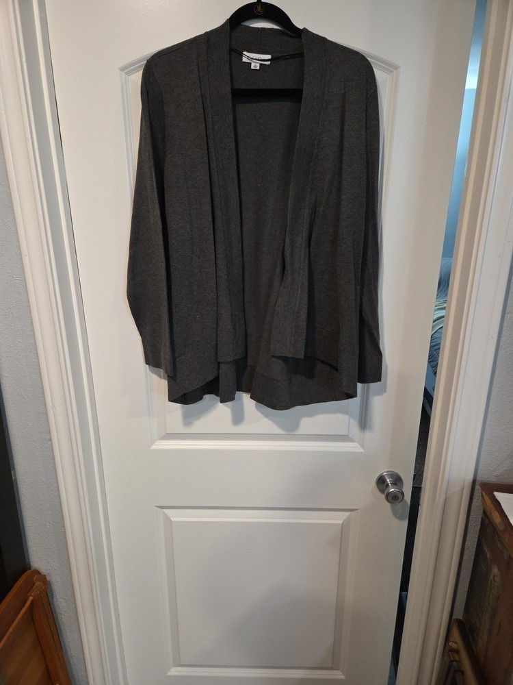 CALVIN KLEIN XL Grey Cardigan Sweater open front Excellent Condition.