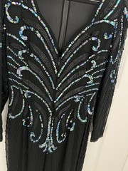A.J. Bari Black Solid Beaded Sequin Sheath V-Neck Long Sleeve Knee Dress 10P