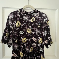 Current Project Floral Stretch Velvet Choker Neck Mini Dress Size Large Cutout