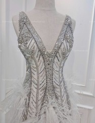 Wedding second Dress Feathers & jewels SizeM/Size6