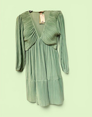 H&M Green Solid Polyester Pleated Tiered V-Neck A-Line Dress Long Sleeve M