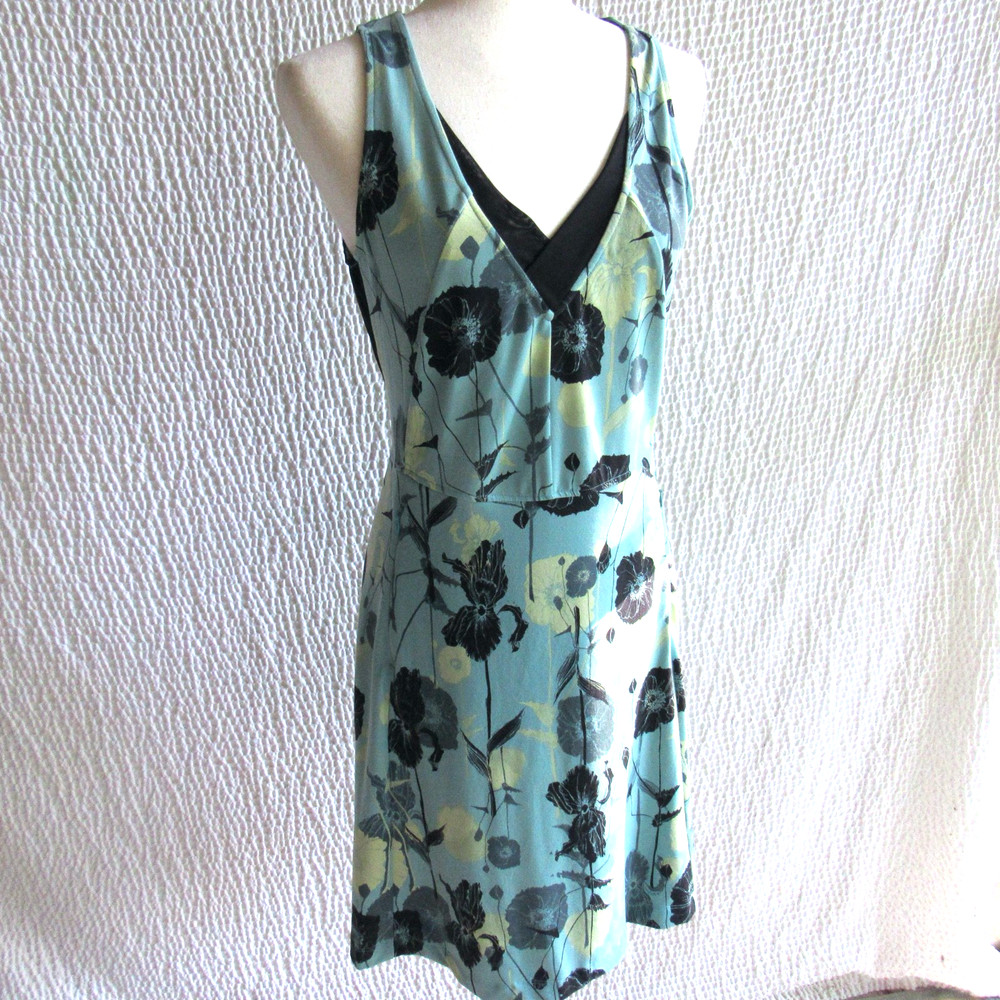 Title Nine Dress S Blue Graphic Sheer Inset Zip Pockets Suplex Nylon Black