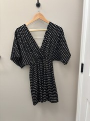 Sage made in USA vintage dress size small black and white white deep V mini dres