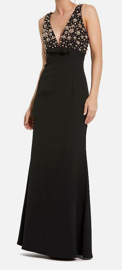 Mac Duggal Women Black Crepe Sleeveless Beaded V Neck Gown Size 8