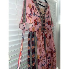 BloomChic Boho Print V Neck Drawstring Dress NWT