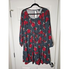 Torrid Blue/Gray Floral Tiered Dress with Red Roses Size 2xl
