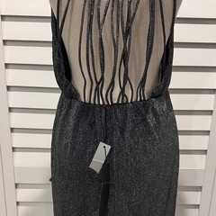 Halston Heritage Metallic Silver & Black Evening V-Neck lined Dress. size 2