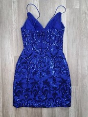 Blue Sequence Spaghetti Strap Homecoming Formal Dress Women&rsquo;s Size 6 EXCELLENT
