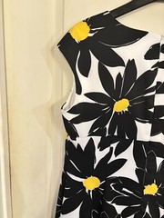 Women’s Size 12 White W/Black Yellow Floral Sheath Dress Sleeveless Ronni Nicole