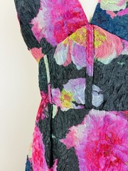 MONIQUE LHUILLIER Gisellle Sleeveless Crinkled Floral Organza Midi-Dress Size 4