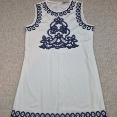 Alythea White Shift Dress Blue Scroll Geometric Embroidery Sleeveless Mini Small