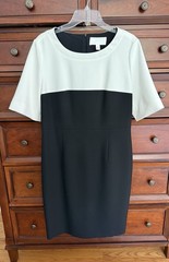 Hugo Boss Daina Black and White Colorblock Dress size 10 *MINT Condition *