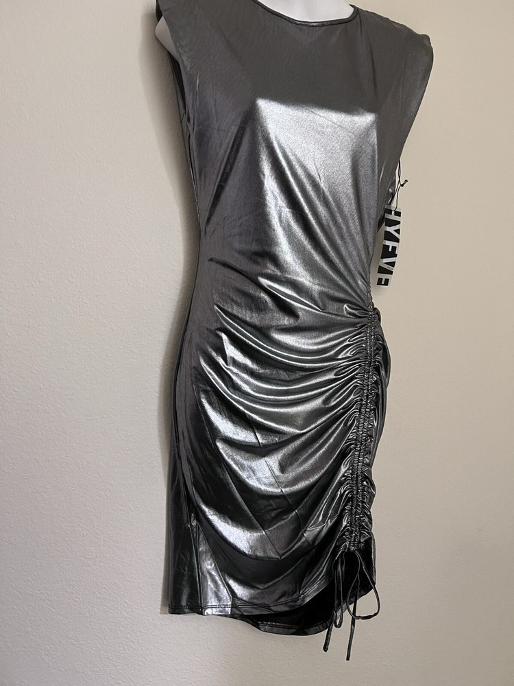 Metallic Silver Bodycon Party Dress Ruched Side Size Medium Sleeveless NWT Party