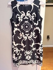 Banana Republic Dress, size 0, mid thigh length