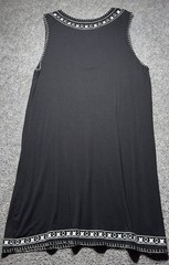 Black Mini Dress W/Embroidery Grace Elements Women Sz XL Sleeveless Pullover