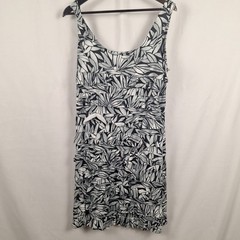 Tango Mango Black And White floral Size X-Large Knee Length Sleeveless Dress