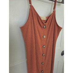 NWT. Altar&rsquo;d State Rust Brown Ribbed Button-Front Midi Dress. Size M. #SW