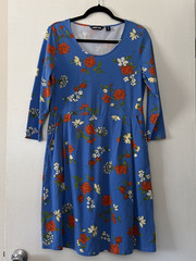 Lands End M 10/12 Blue Floral 3/4 Sleeve A Line Dress Stretch Pockets Colorful