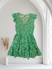 Universal Thread Womens Floral Smocked Mini Dress Size Medium Raw Hem “Flaws”