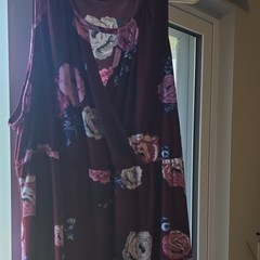 Women&rsquo;s Burgundy Multicolor Floral Wrap Midi Dress V-Neck 3/4 Sleeve M