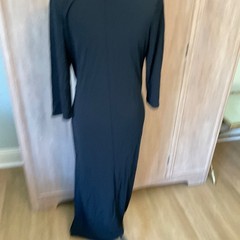 J Jill Black Surplice Jersey Knit Midi Dress Size M Stretch 3/4 Sleeve V Neck