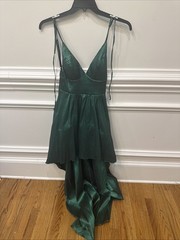 B. Darlin High-low Emerald Green Formal V-neck Dress Prom Evening Gown Sz 5/6