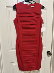 Calvin Klein Red Solid Pleated Sheath Dress 6 Round Neck Sleeveless Knee