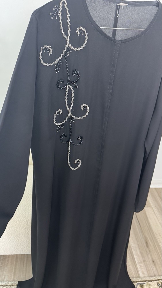 Black Maxi Long Dress L/XL V-Neck Long Sleeve Solid Beaded Accents