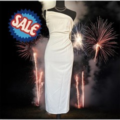 Olivaceous White One-Shoulder Ruched Midi Dress size medium * Nwot