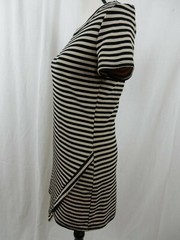 Absolute Angel Juniors Size XL Black and Tan Stripe Short Sleeve Asymetric Hem