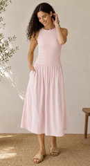 Universal Thread Women’s Pink Solid Smocked Sleeveless Midi Dress Pockets, M