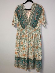 New Bloom Chic Boho Floral Dress Size 14/16 Blue Floral Pockets V neck Elastic