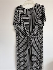 Lane Bryant Sz 26/28 Black & White Striped Stretch Tie Front Dress Classic City
