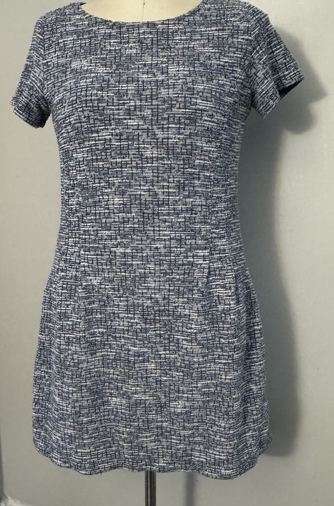 Loft Womens Blue Tweed Dress Back Cut Out Lined Size 6 Rounded Neck.
