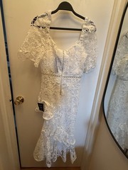 NWT Lulus Lace Dress white, size Medium