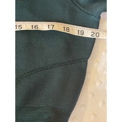 Good American Low Down Emerald Green Bodycon Knit Midi Dress Size 7 4X V Neck