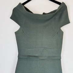 Scanlan Theodore Crepe Knit Dress Size M Off Shoulder Safari Green Belt Midi