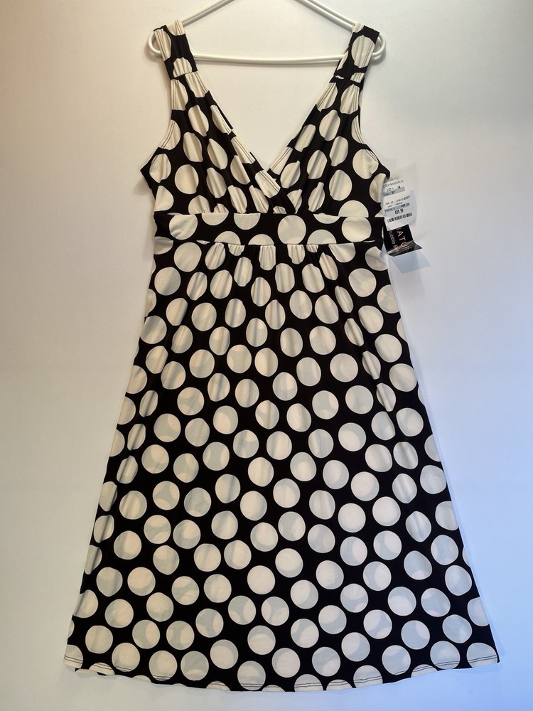 SIGNATURE ROBBIE BEE Black/White Dot Dress (Size XL) Wrap Look Knee Length NWT