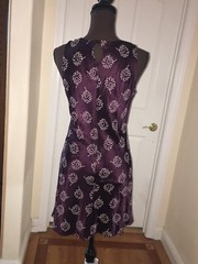 NWOT- Buyer Too! / Purple WIith White Floral Detail Sheath Dress / Size 11