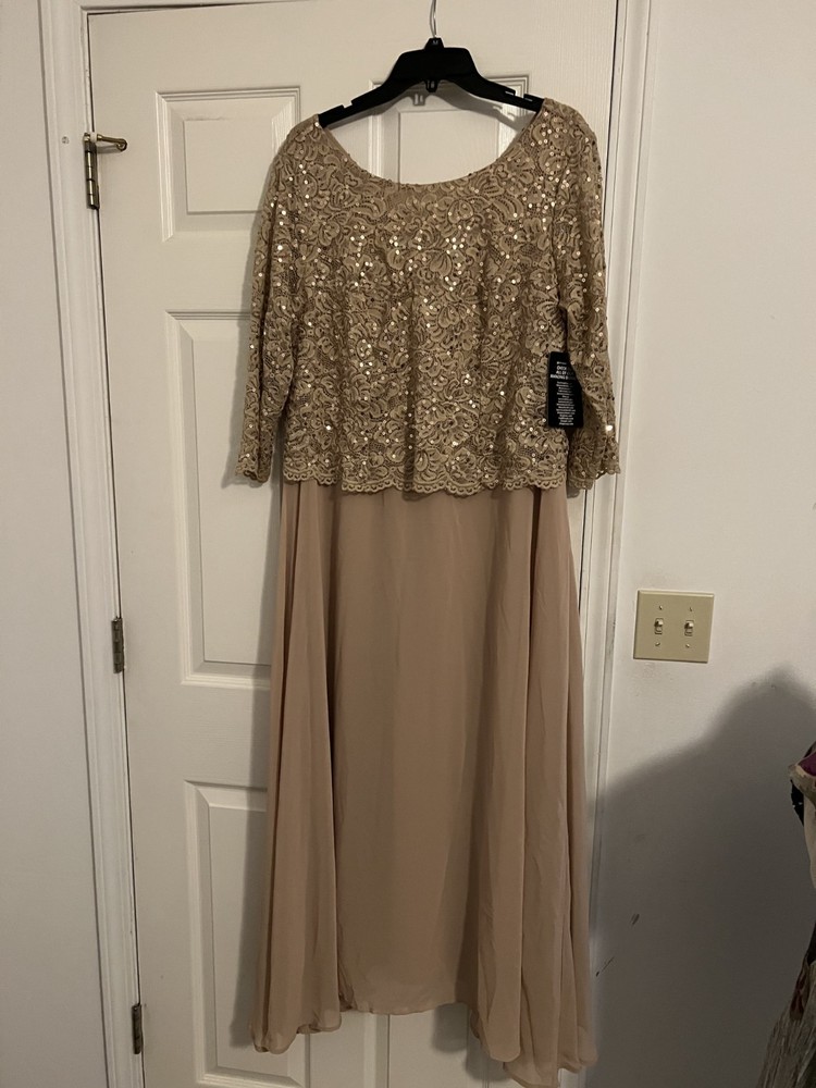 Roaman&rsquo;s Women&rsquo;s Formal Dress Gown Size 16W P Champagne 3/4 Sleeve Sequin lace