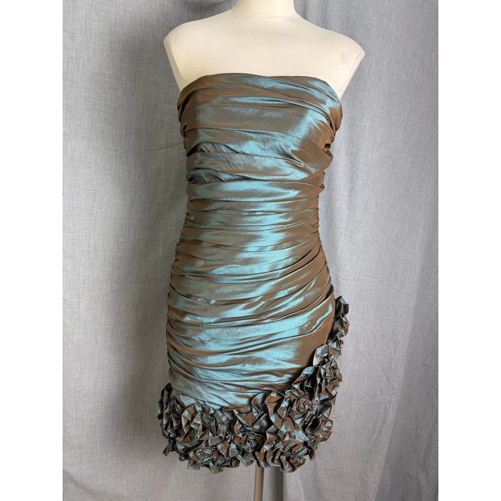 Dalia MacPhee Metallic Irridescent Ruched Strapless Dress 6 Sculpted Ruffle Hem