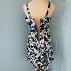 MADISON LEIGH B&W Abstract Flower Strappy Dress, Size 10, 97% Cotton, 3% Spandex