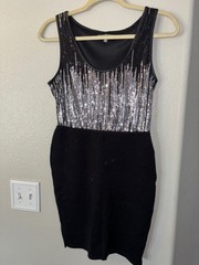 WOW Couture Black & Silver Sequin Bandage Bodycon Mini Dress – Size M