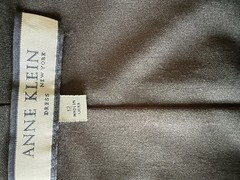 Ann Klein NY Size 10 Black Jersey Knit Sheath Cocktail Dress. V Neck. Pullover