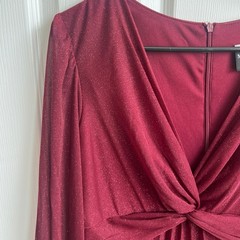 New Maison Tara Dress Size 8 Burgundy Glitter Pleated Long Sleeve Party Cocktail
